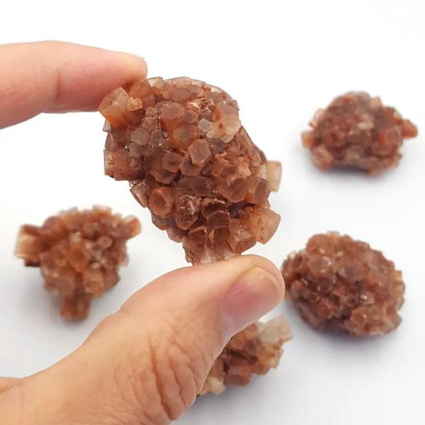 Aragonite Sputniks